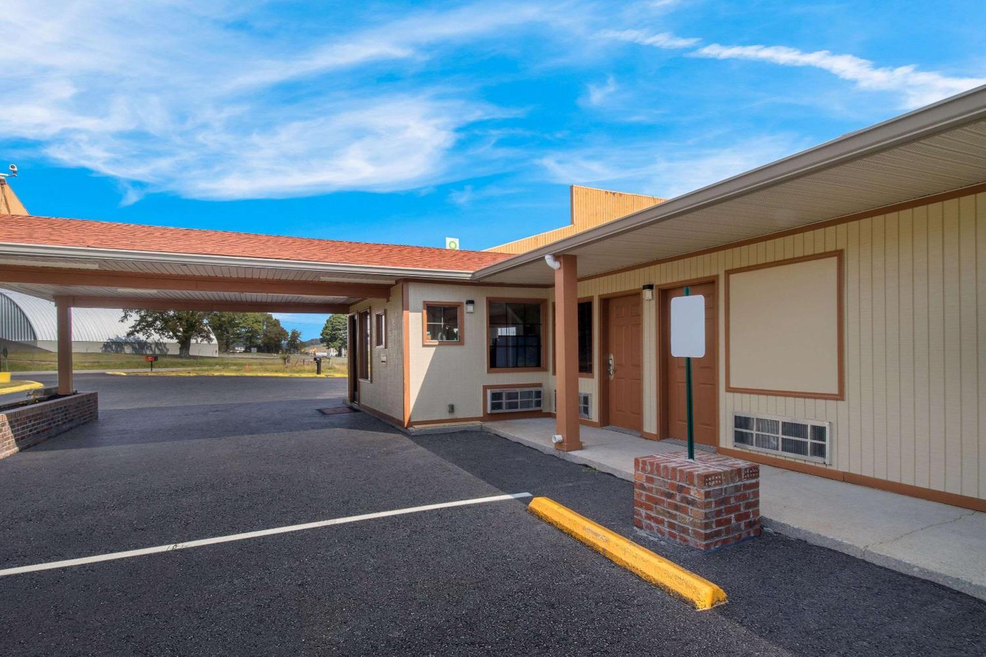 エコノ ロッジ Cornersville エクステリア 写真