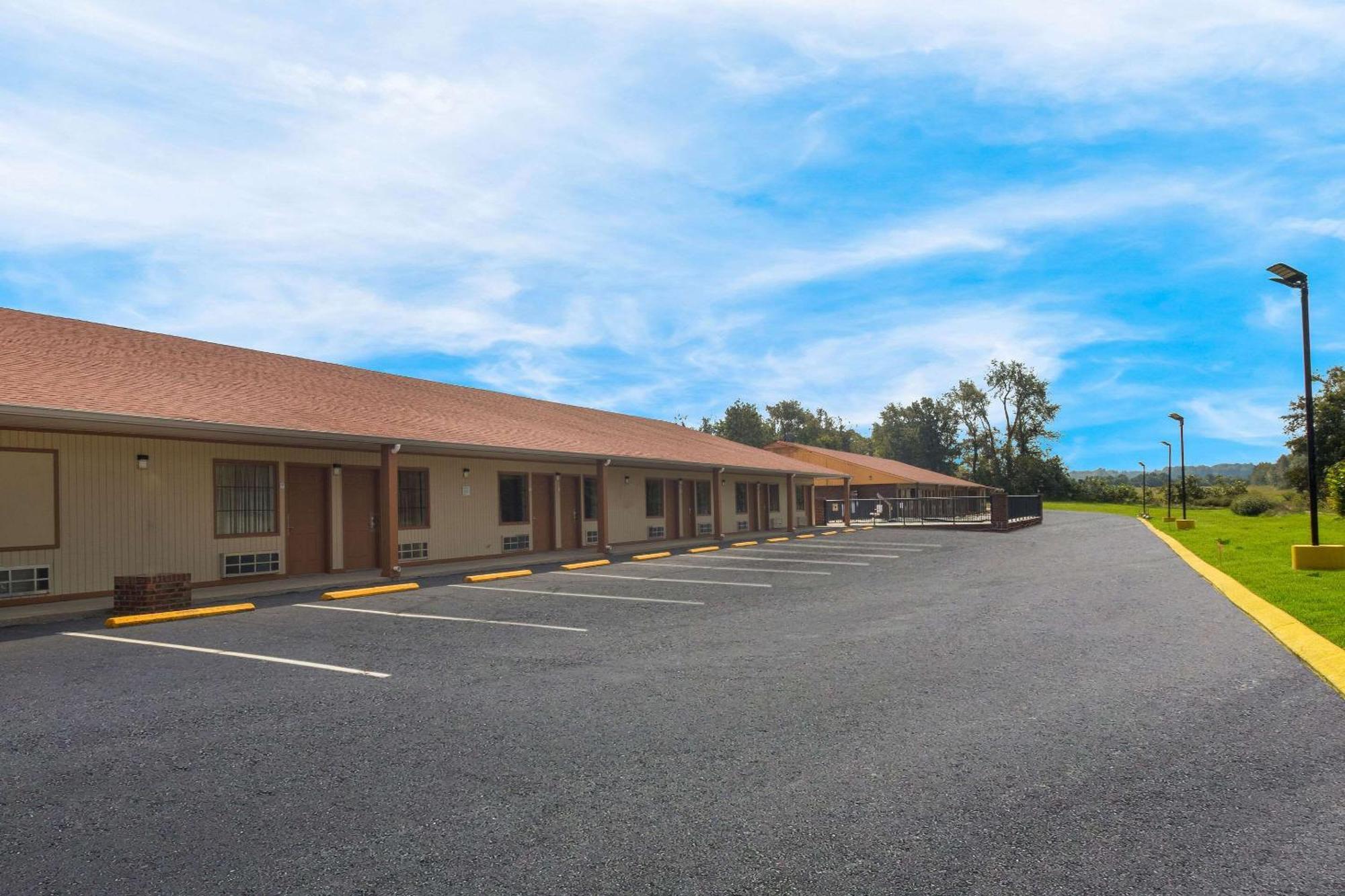 エコノ ロッジ Cornersville エクステリア 写真