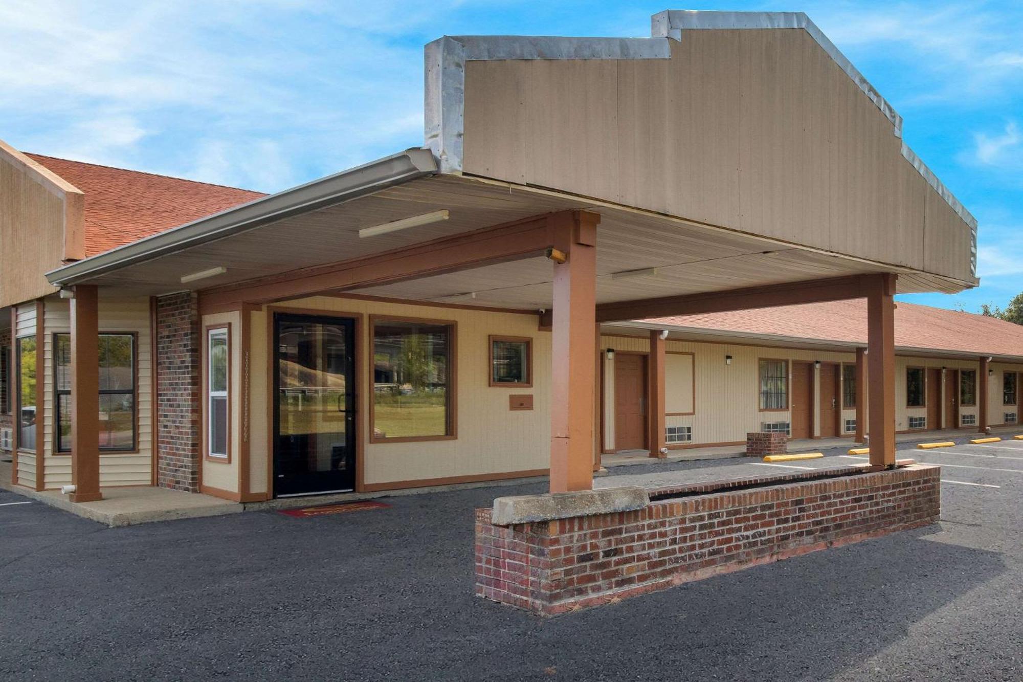 エコノ ロッジ Cornersville エクステリア 写真